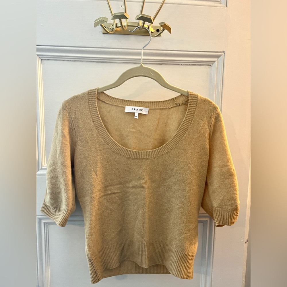 100% cashmere lightweight sweater
